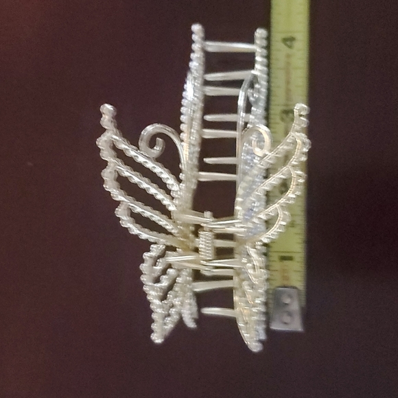 High quality metal butterfly hair clip - Picture 4 of 12